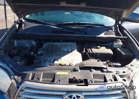 2010 Toyota Highlander Base V6 из США, поврежденный, VIN 5TDBK3EH5AS020343